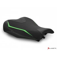 LUIMOTO SPORT Rider Seat Cover for the KAWASAKI Ninja ZX-25R (2020+) and ZX4RR (2023+) LUIMOTO SPORT Rider Seat Cover for the KAWASAKI Ninja ZX-25R (2020+) and ZX4RR (2023+)